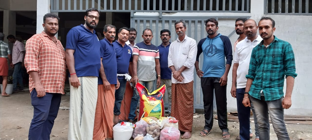 ഉരുള്‍പൊട്ടല്‍ ബാധിതര്‍ക്ക് എ കെ ഡബ്ല്യു എയുടെ കൈത്താങ്ങ്