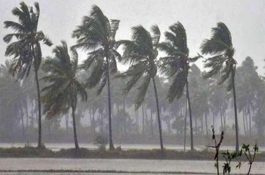 സംസ്ഥാനത്ത് ഇന്ന് അതിശക്തമായ മഴക്ക് സാധ്യത; 12 ജില്ലകളില്‍ മഴ മുന്നറിയിപ്പ്