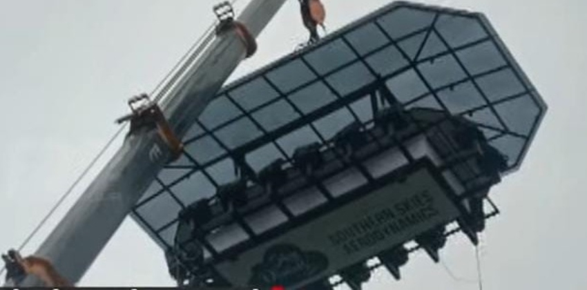 വിനോദസഞ്ചാരികള്‍ കുടുങ്ങിയ സ്‌കൈ ഡൈനിങ്ങിന് ഒരു അനുമതിയും ഇല്ല; റിപ്പോര്‍ട്ട് നല്‍കി ടൂറിസം ഡെപ്യൂട്ടി ഡയറക്ടര്‍