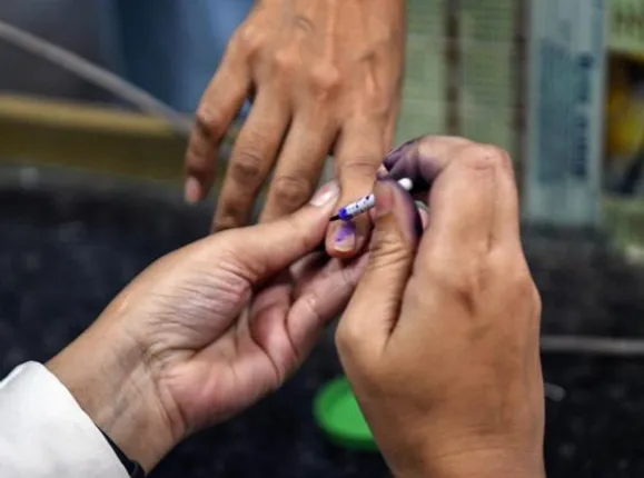 വോട്ടെടുപ്പ് മാറ്റിവച്ച 3 വാര്‍ഡുകളിലേക്കുള്ള പ്രത്യേക തിരഞ്ഞെടുപ്പ് വിജ്ഞാപനം ഇന്ന് പുറപ്പെടുവിക്കും