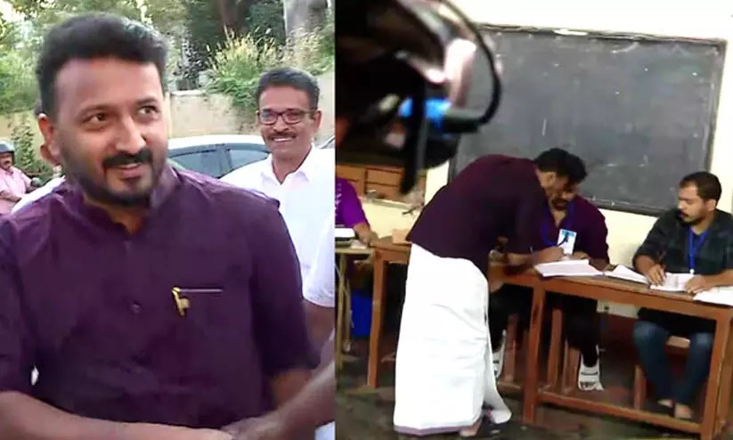 വോട്ട് ചെയ്യാനെത്തി രാഹുല്‍ മാങ്കൂട്ടത്തില്‍