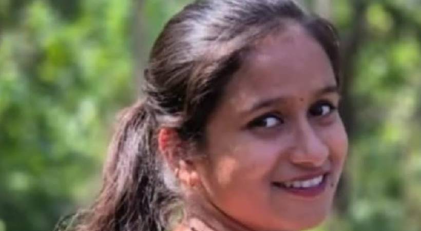 പയ്യാവൂരില്‍ സ്‌കൂള്‍ കെട്ടിടത്തില്‍ നിന്ന് ചാടിയ വിദ്യാര്‍ഥിനി മരിച്ചു;അവയവങ്ങള്‍ ദാനം ചെയ്യും