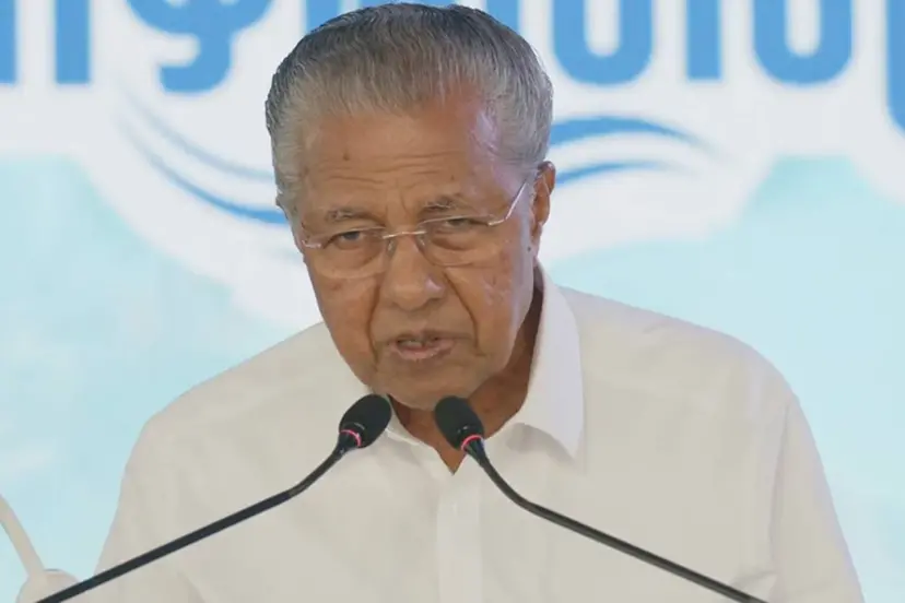 കേരളത്തിലൊന്നും നേരെ ചൊവ്വേ നടക്കില്ല എന്ന് ആക്ഷേപിച്ചവർക്കുള്ള മറുപടിയാണ് വിഴിഞ്ഞം തുറമുഖം- പിണറായി