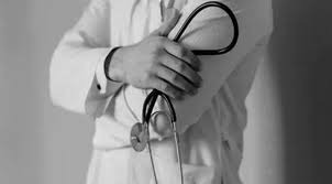 സര്‍ക്കാര്‍ മെഡിക്കല്‍ കോളേജ് ഡോക്ടര്‍മാര്‍ അനിശ്ചിതകാല സമരത്തിലേക്ക്