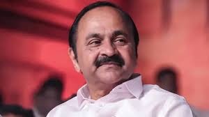 മുഖ്യമന്ത്രി വി.ഡി സതീശനെ വിമര്‍ശിച്ച് സമൂഹ മാധ്യമങ്ങളില്‍ പോസ്റ്റ് ഷെയര്‍ ചെയ്തു; സര്‍ക്കാര്‍ സ്‌കൂള്‍ പ്രിന്‍സിപ്പലിന് സസ്‌പെന്‍ഷന്‍