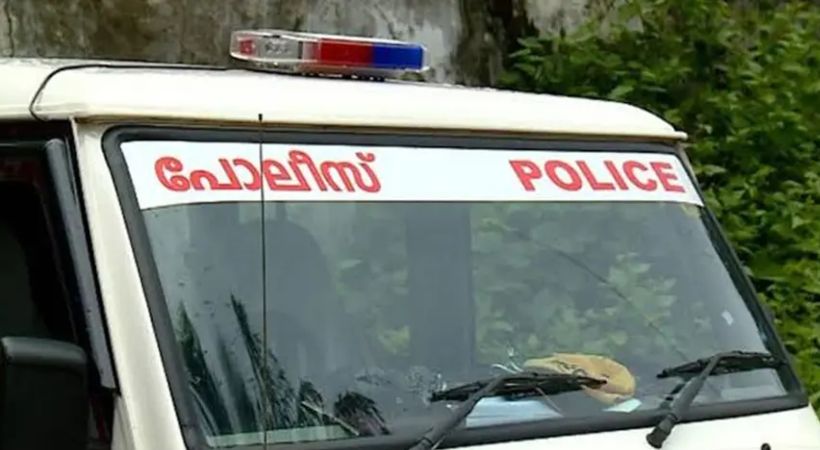 കൊച്ചിയില്‍ പൊലീസുകാരനെതിരെ ലൈംഗിക അതിക്രമക്കേസ്