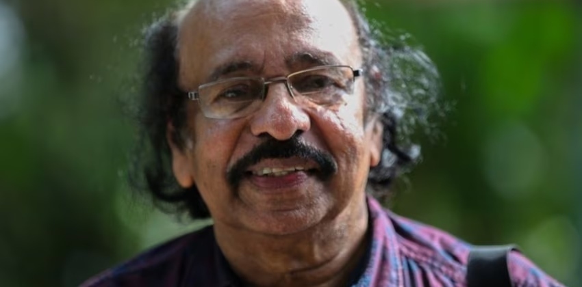 കെ സച്ചിദാനന്ദന്‍ സാഹിത്യ അക്കാദമി ചെയര്‍മാന്‍ സ്ഥാനം രാജിവെച്ചു