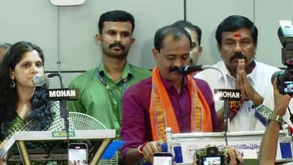 തിരുവനന്തപുരം കോര്‍പ്പറേഷനിലെ ദൈവങ്ങളുടെ പേരിലെ സത്യപ്രതിജ്ഞ; അസാധുവെന്ന് കോടതി, 20കൗണ്‍സിലര്‍മാര്‍ വീണ്ടും സത്യപ്രതിജ്ഞ ചെയ്യണം
