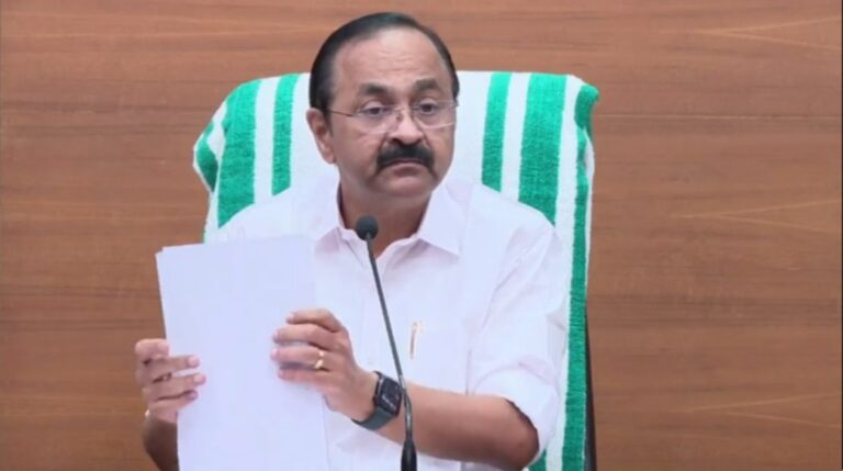 മെസിയുടെ പേരിലെ തട്ടിപ്പ്; അന്വേഷണം ഉടന് പ്രഖ്യാപിക്കുമെന്ന് മുഖ്യമന്ത്രി വി.ഡി. സതീശൻ