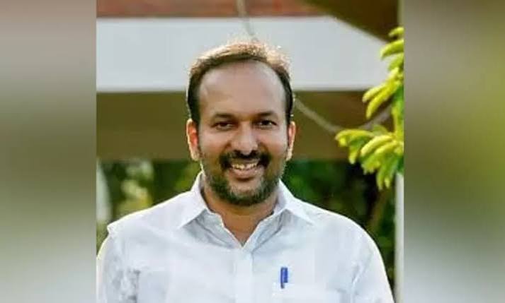 സിനിമയ്ക്ക് വ്യവസായ പദവി നല്കാന് സര്ക്കാര് നടപടി തുടങ്ങിയെന്ന് സാംസ്കാരിക മന്ത്രി പി സി വിഷ്ണുനാഥ്.